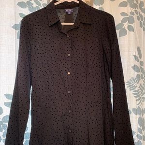 Izod black polka dot blouse